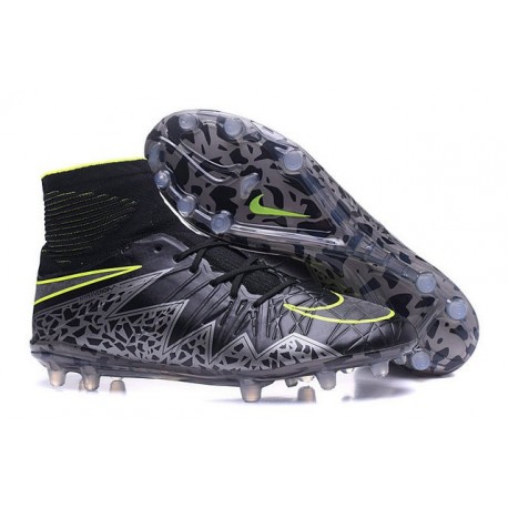 black and green nike cleats