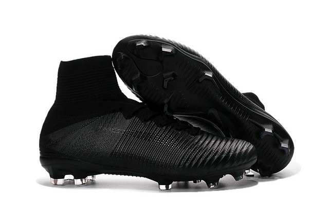 all black nike football cleats